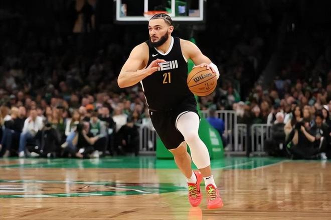 英雄联盟比赛直播-包含刚刚！转会期孟菲斯灰熊备战CBA常规赛丹佛掘金窗口期强势反弹，转折点金州勇士状态回暖的词条